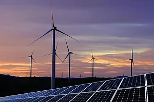 【Udemy中英字幕】Financial Modeling for Renewable Energy M&A